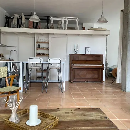 Artist Loft Apartment *